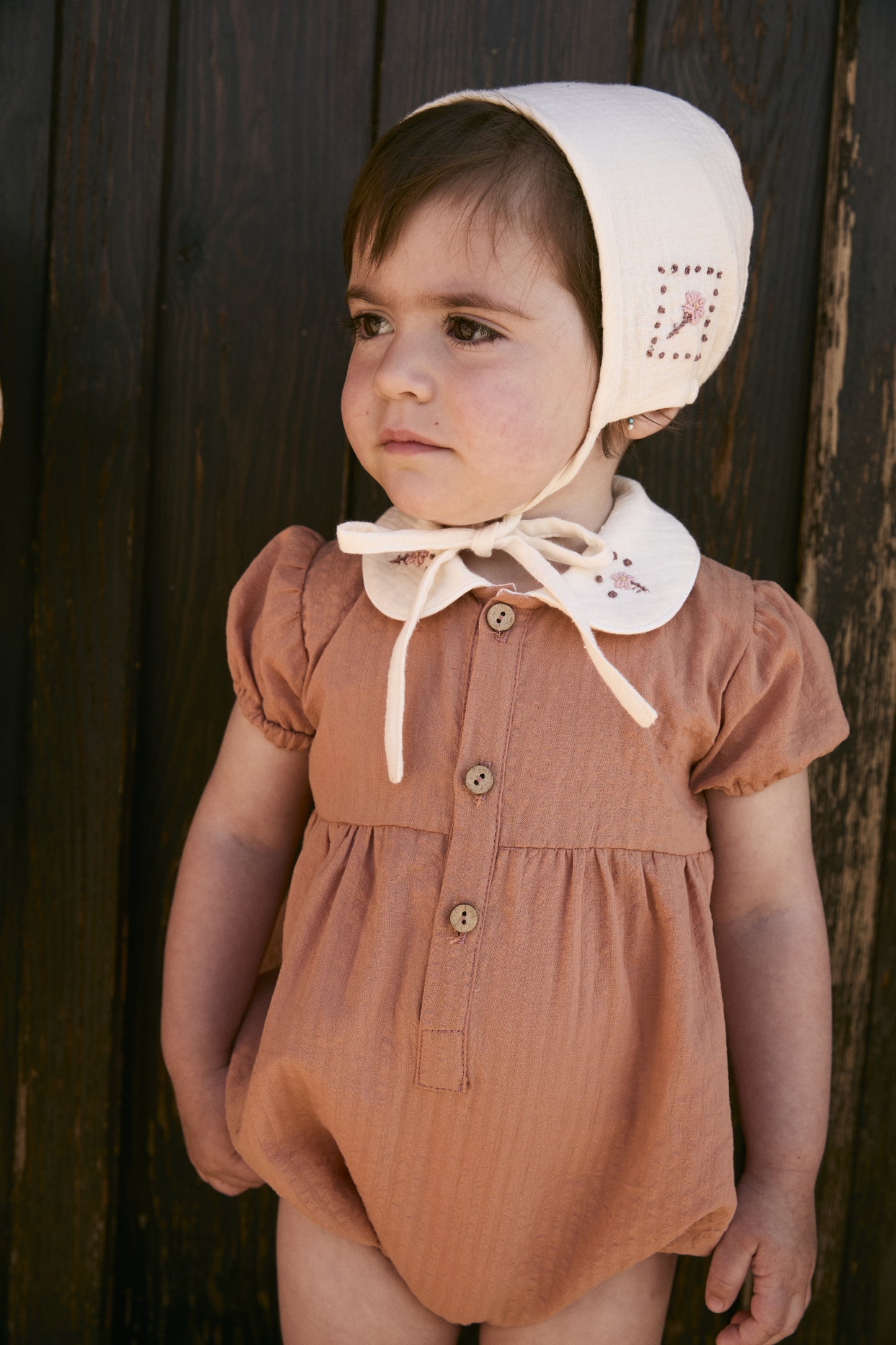 BIRINIT PETIT SALMON EMBROIDERED COLLAR ROMPER [FINAL SALE]