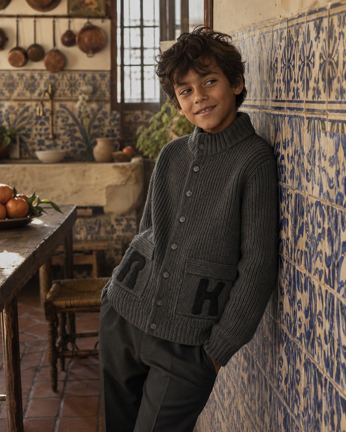 RETRO KID CHARCOAL POCKET LOGO KNIT SWEATER