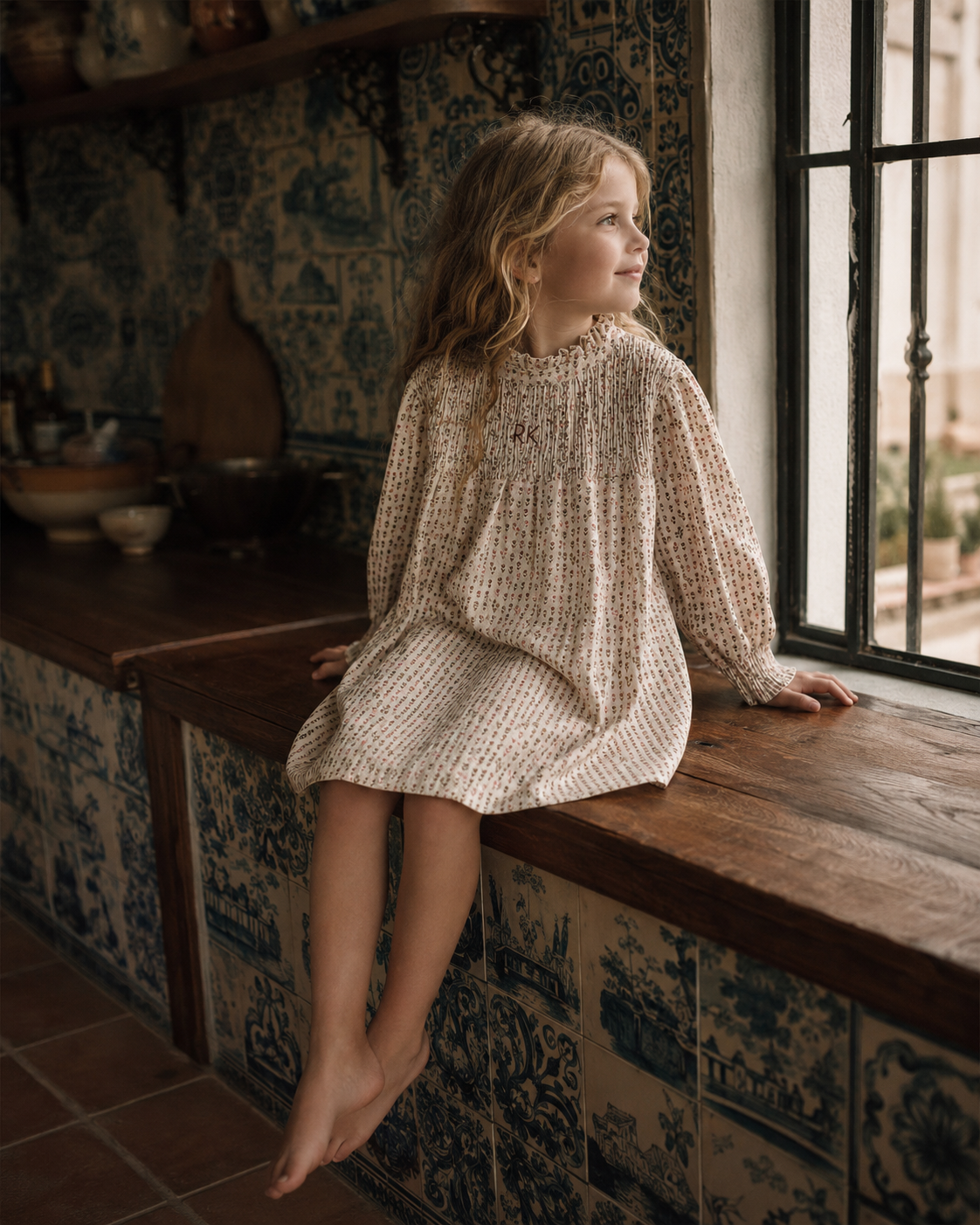 RETRO KID FLORAL SMOCKED DRESS