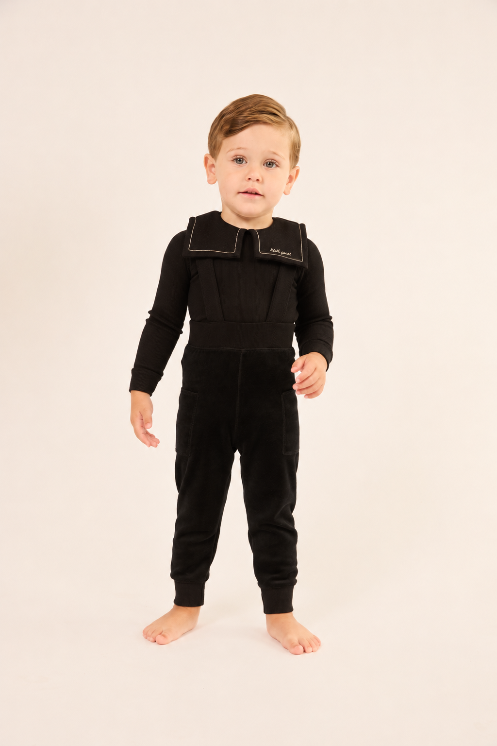 LITTLE PARNI BLACK VELOUR SUSPENDER OVERALL SET