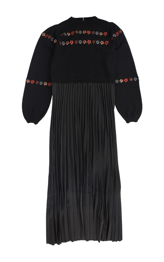 TEA BLACK EMBROIDERED FLORAL PLEAT DRESS
