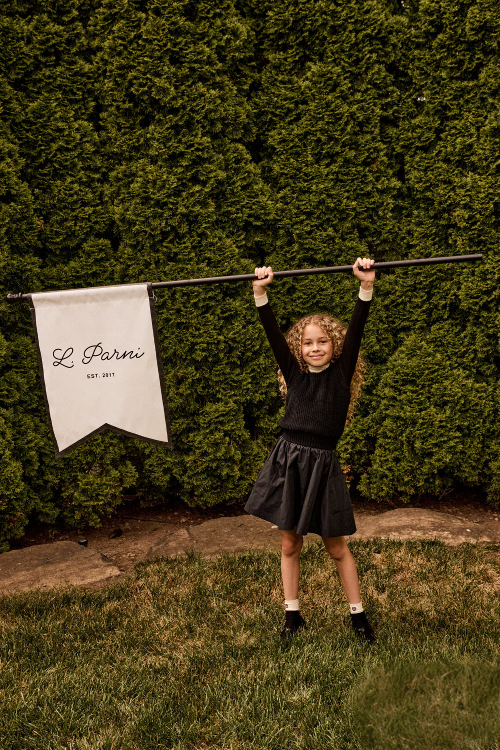 LITTLE PARNI BLACK KNIT VEST