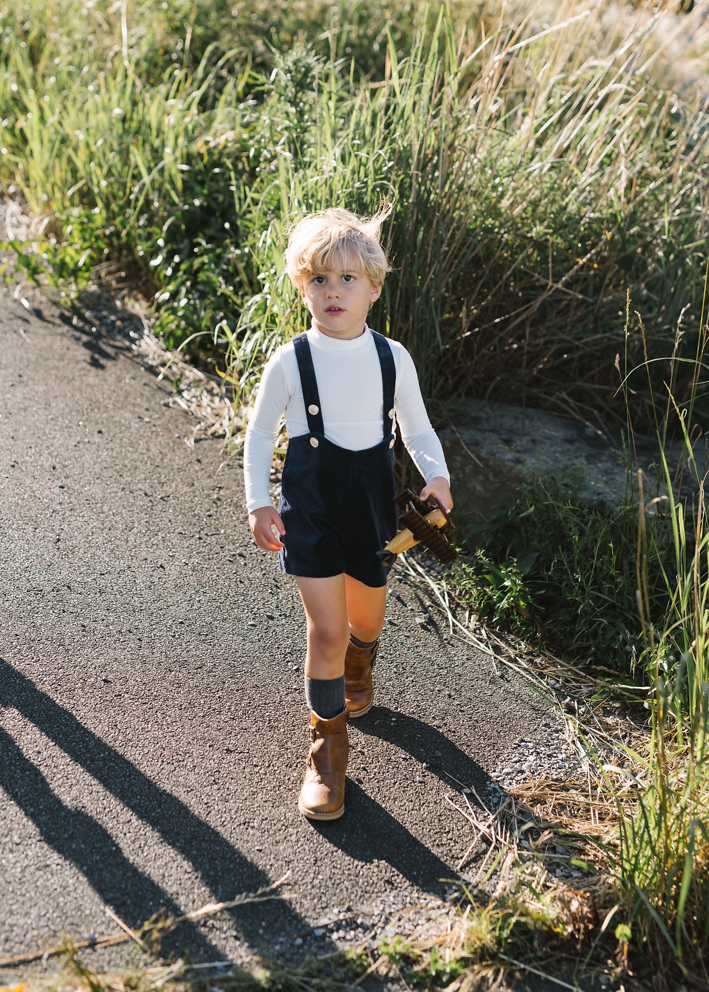 ANALOGIE NAVY VELVET SUSPENDER SHORTS
