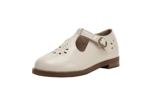 TANNERY & CO IVORY EYELET BUCKLE SHOE