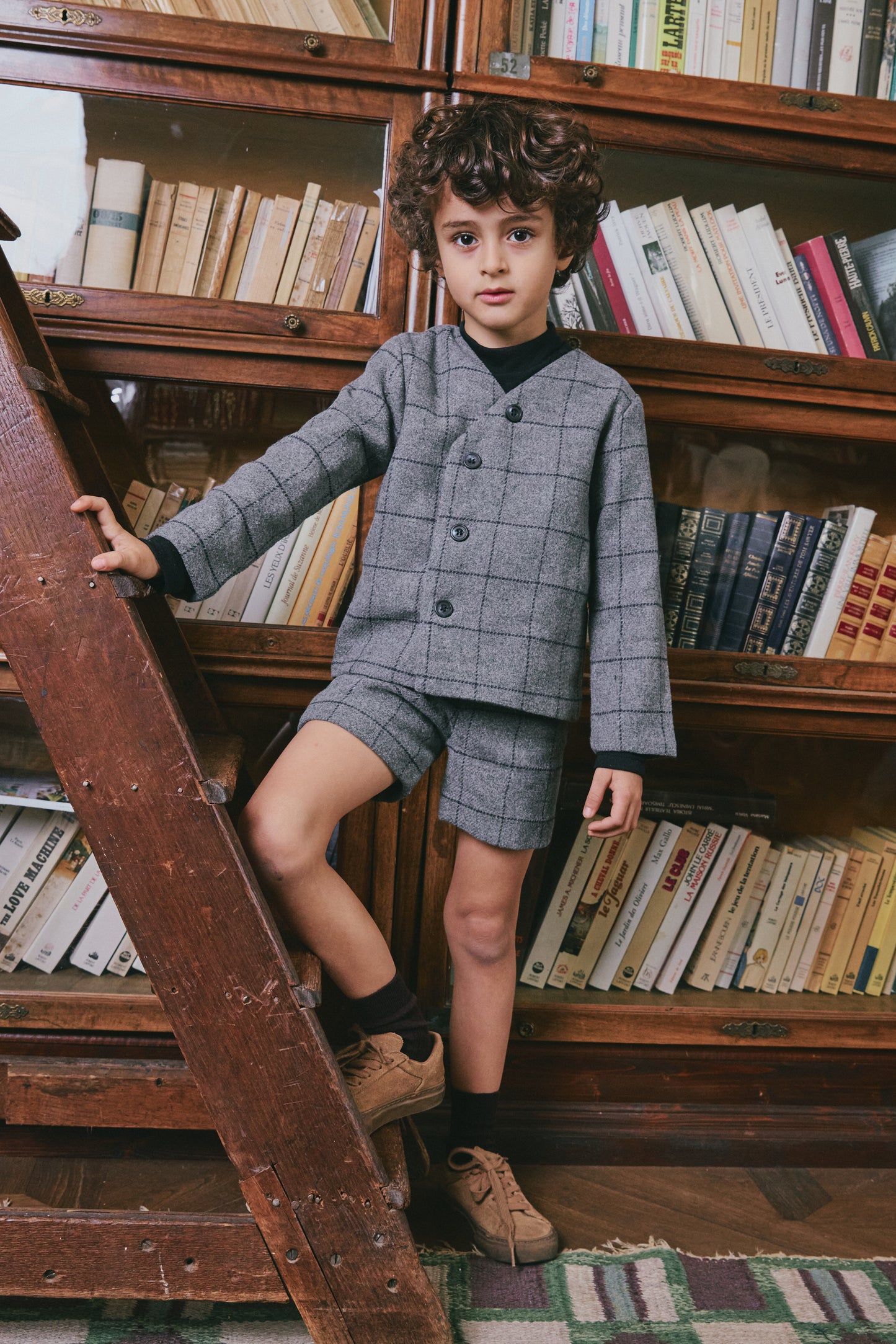 PERNILLE CHARCOAL CHECKERED V BUTTON BLAZER