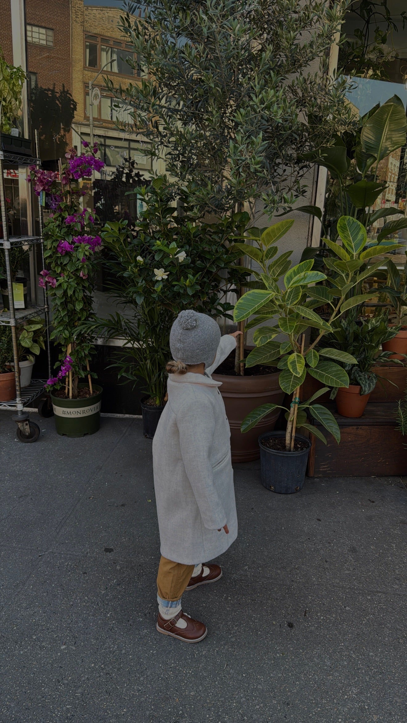LE ENFANT GREY KNIT POMPOM BONNET