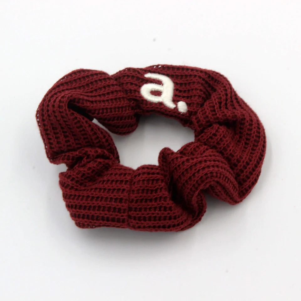 ARCHI BURGUNDY KNIT SCRUNCHIE [FINAL SALE]