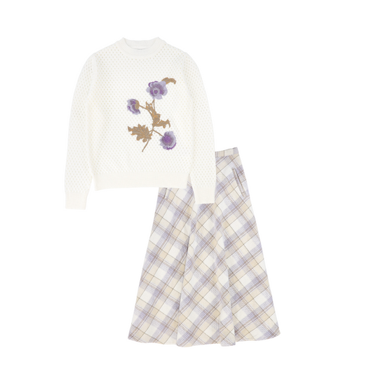 VALENTINA IVORY FLOWER EMBROIDERED SWEATER SET