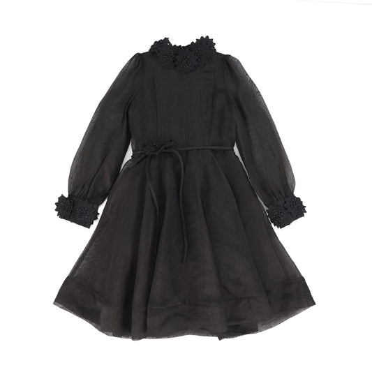 PETITE AMALIE BLACK FLOWER APPLIQUE TRIM DRESS [FINAL SALE]