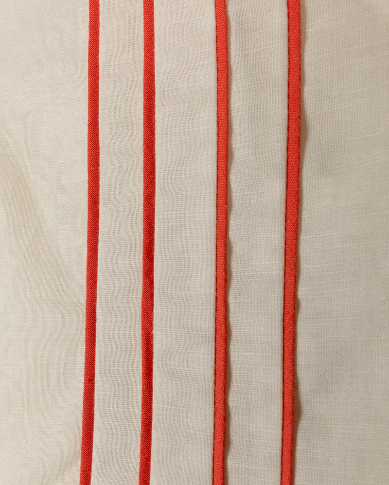 ONE CHILD IVORY LINEN SHORT SET