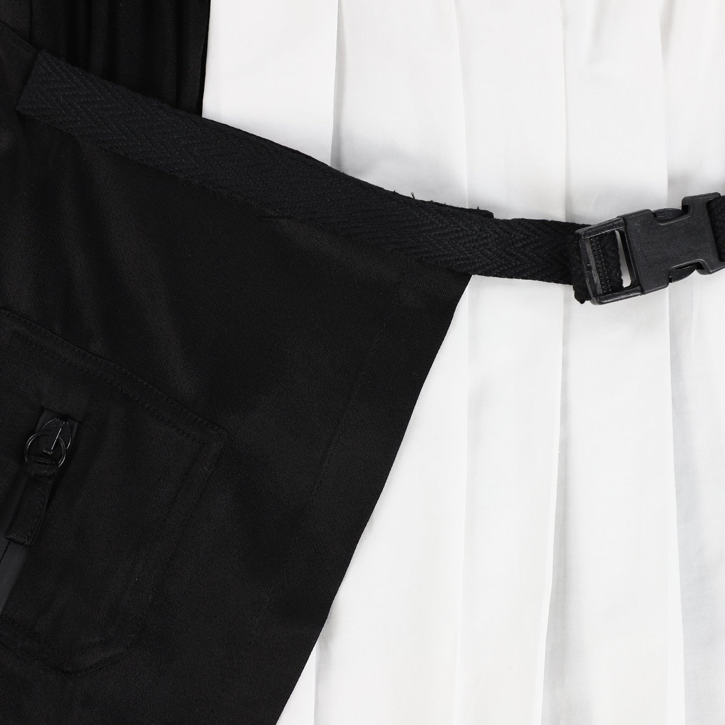 TREEHOUSE BLACK AND WHITE PLEATED WRAP SKIRT [Final Sale]